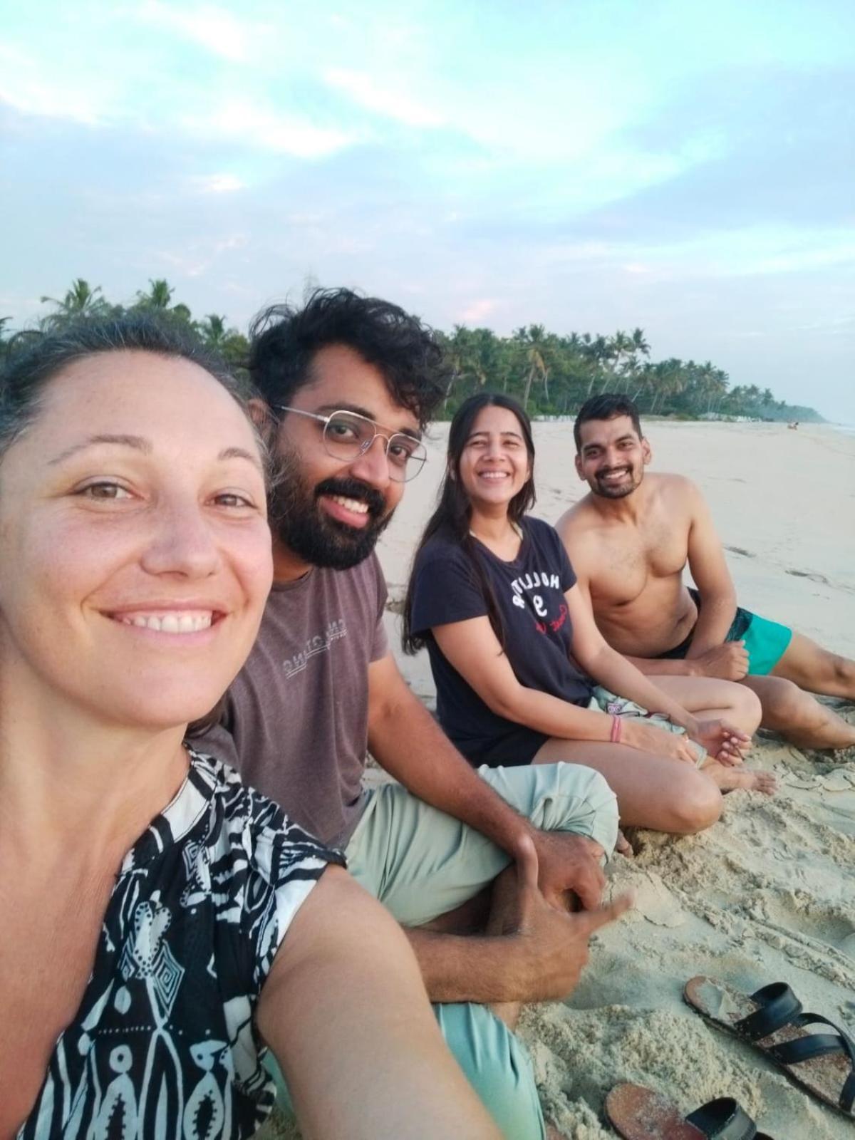 Marari Beach Pearl Homestay Mararikulam Exterior photo