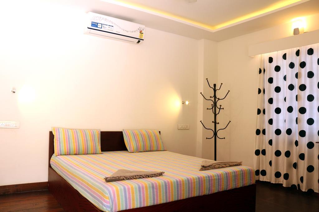 Marari Beach Pearl Homestay Mararikulam Exterior photo