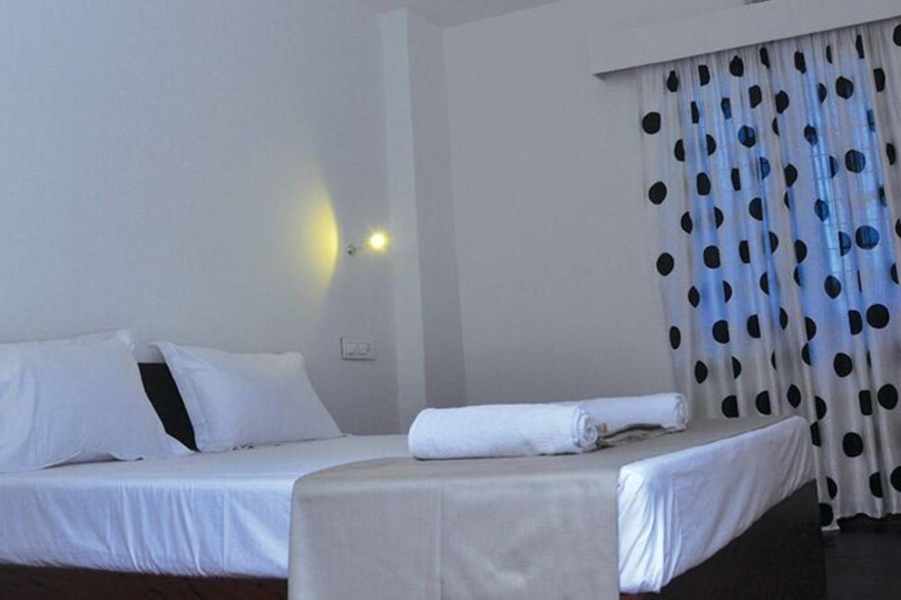 Marari Beach Pearl Homestay Mararikulam Exterior photo